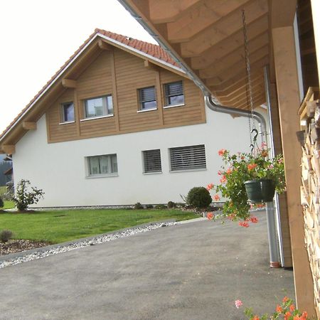 Appartement De Vacances Niederer La Côte-aux-Fées Eksteriør billede